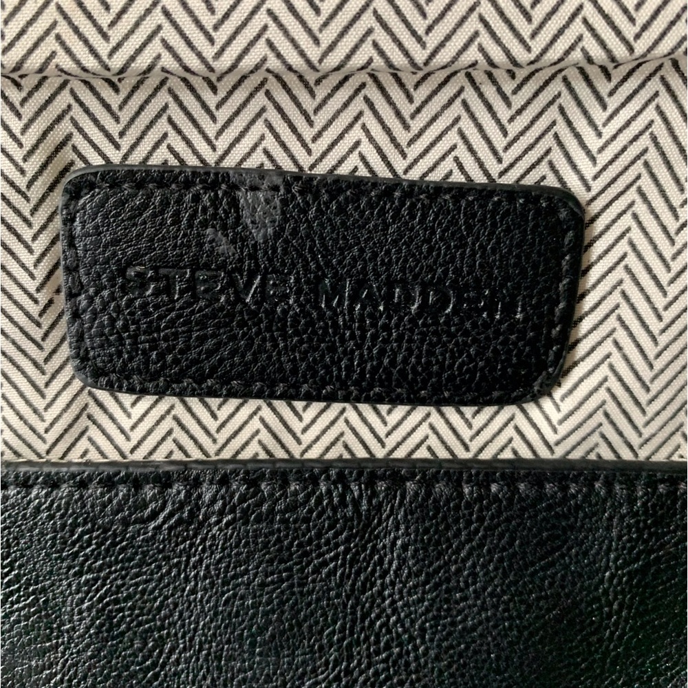 Steve Madden Slim Envelope Clutch Purse Women Color Black Size 7.75 X 11 - Picture 5 of 9